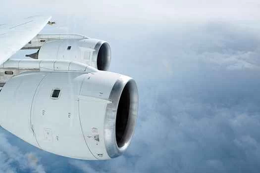 細菌生活在33000英尺的高空