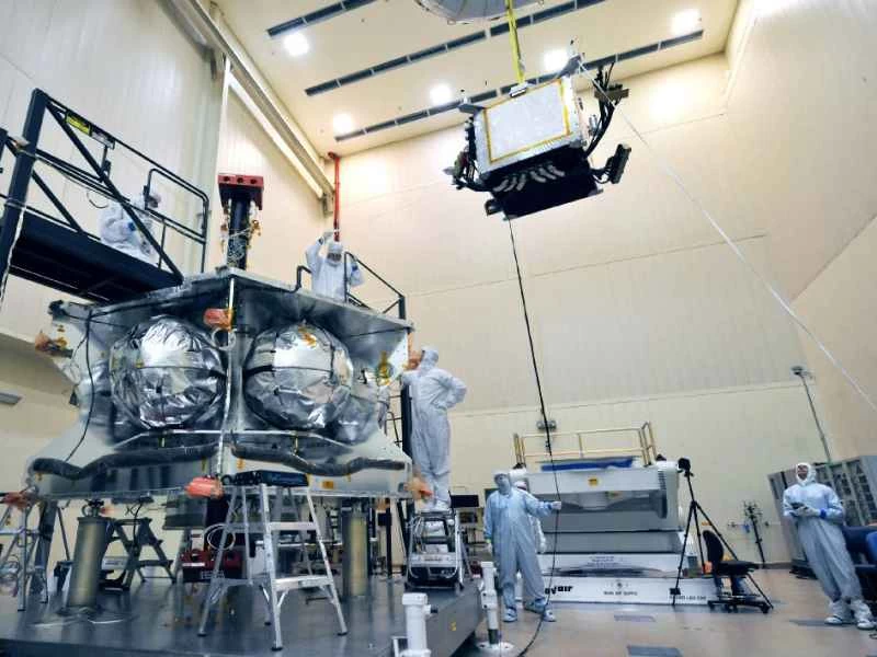 降低朱諾輻射庫