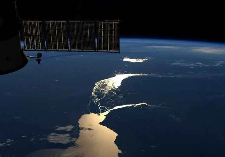 太空人凱倫·尼伯格拍攝的9張最酷的太空照片