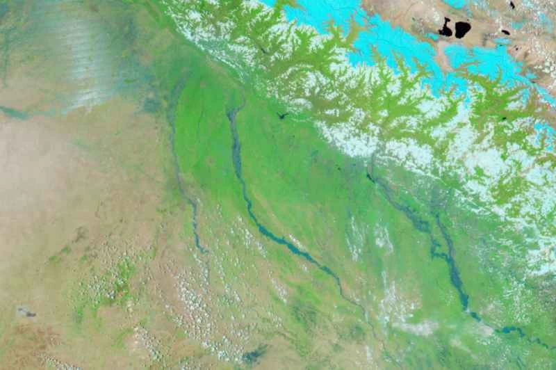 衛星照片對比揭示亞洲大規模洪災